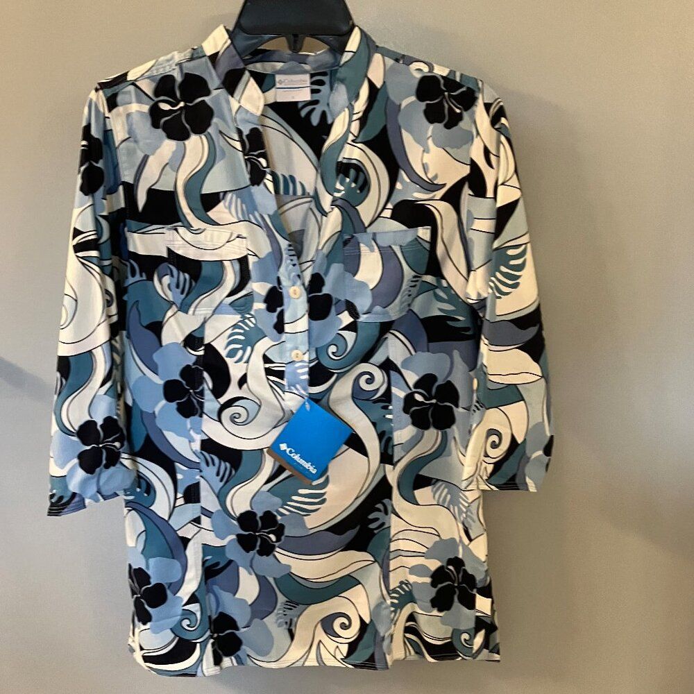Columbia PFG NWT Womens Danforth Cay V-Neck Blue/White Top Size Small